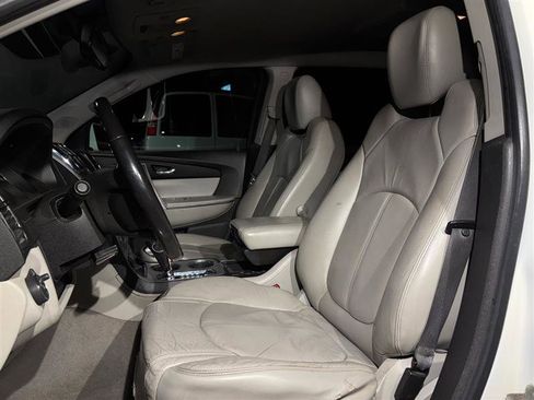 Used 2010 GMC Acadia SLT image 9