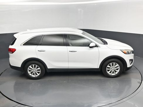 Used 2017 Kia Sorento EX w/ EX V6 Premium Package FWD image 13
