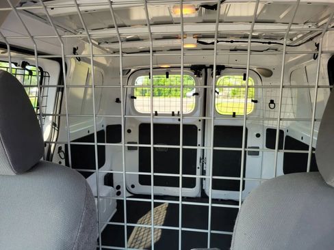Used 2020 Nissan NV200 SV w/ Sliding Glass Door Package image 10