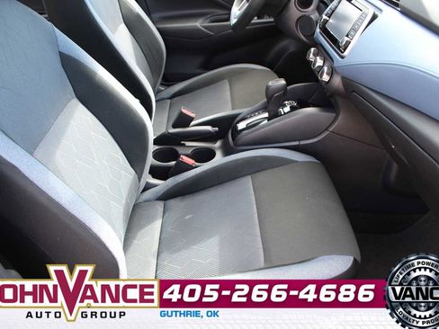 Used 2024 Nissan Versa SV FWD image 15