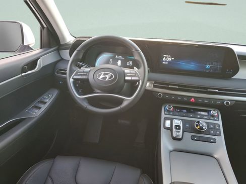 Used 2025 Hyundai Palisade XRT image 15