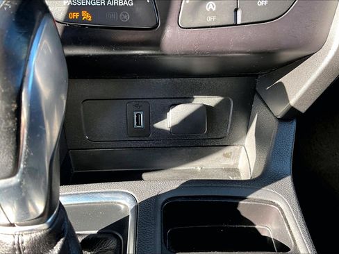 Used 2019 Ford Escape SEL image 23