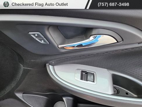 Used 2024 Chevrolet Malibu LT FWD image 43