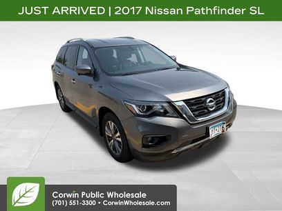 Used 2017 Nissan Pathfinder SL