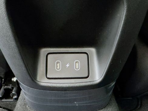 Certified 2025 Hyundai Elantra SE image 24