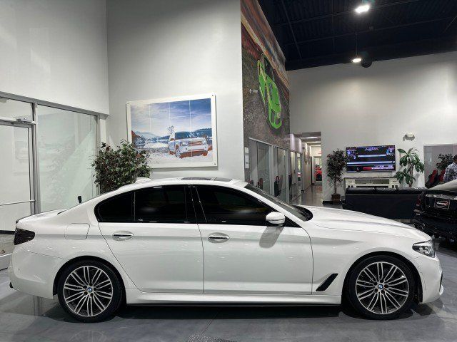 Used 2018 BMW 540i RWD image 26