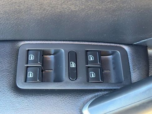 Used 2021 Volkswagen Passat 2.0T R-Line image 22