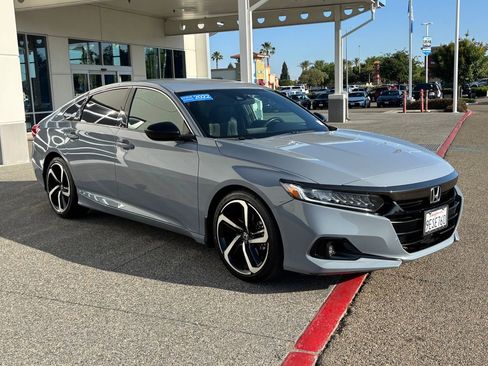 Used 2022 Honda Accord Sport image 3