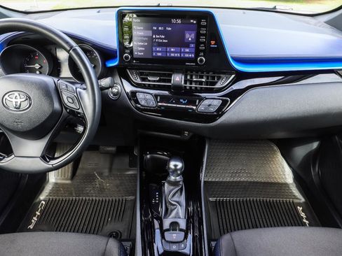 Used 2020 Toyota C-HR XLE FWD image 25