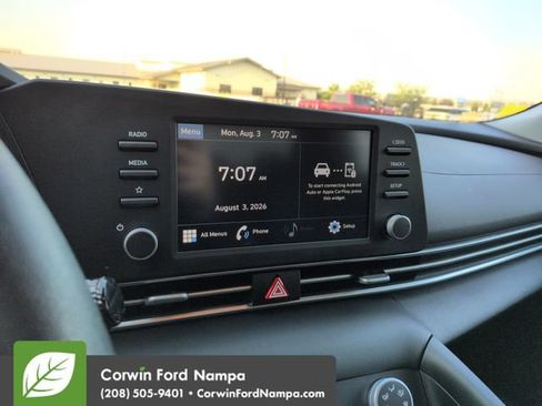 Used 2023 Hyundai Elantra SEL FWD image 16