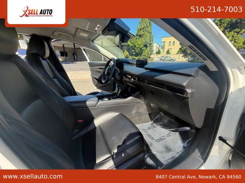 Used 2021 MAZDA MAZDA3 s FWD image 8