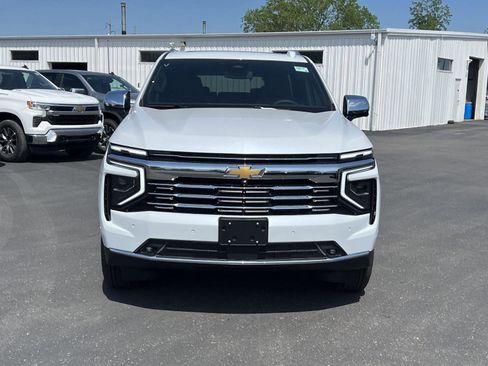 New 2026 Chevrolet Tahoe Premier w/ Sun And Tow Package AWD/4WD image 2