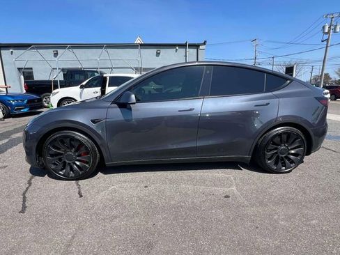 Used 2021 Tesla Model Y Performance AWD/4WD image 9