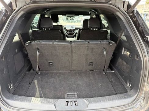 Certified 2025 Ford Explorer ST-Line AWD/4WD image 23