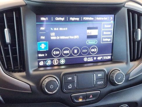 Used 2024 GMC Terrain AT4 w/ Tech Package image 5