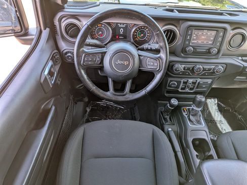 Used 2020 Jeep Wrangler Unlimited Sport S AWD/4WD image 16