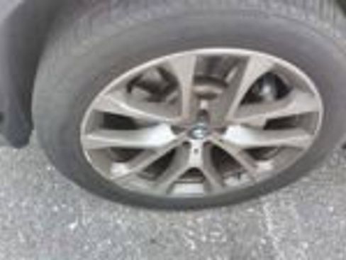 Used 2023 BMW X5 xDrive40i AWD/4WD image 11