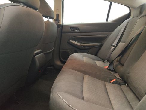 Used 2024 Nissan Altima 2.5 SV FWD image 18