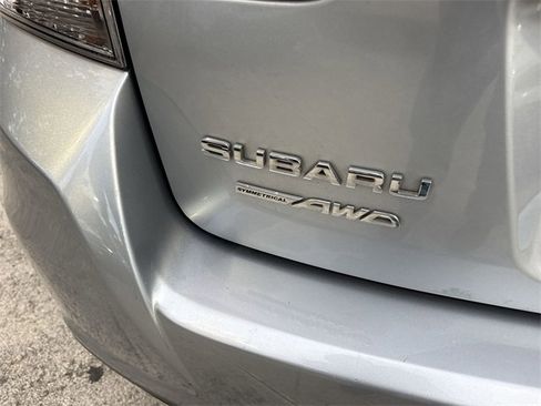 Used 2020 Subaru Impreza 2.0i Premium image 24