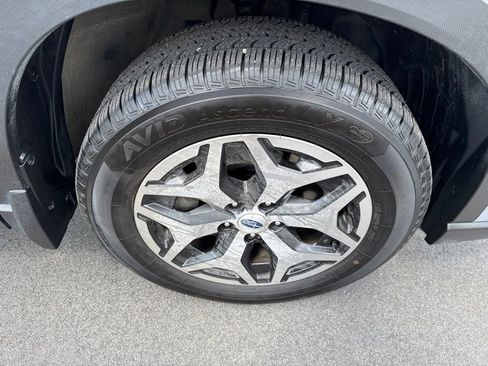 Used 2022 Subaru Forester Premium AWD/4WD image 15