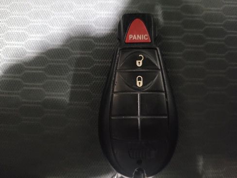 Used 2019 RAM 1500 Express image 32