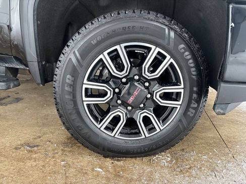 Used 2023 GMC Sierra 2500 AT4 w/ Gooseneck/5TH Wheel Package image 35