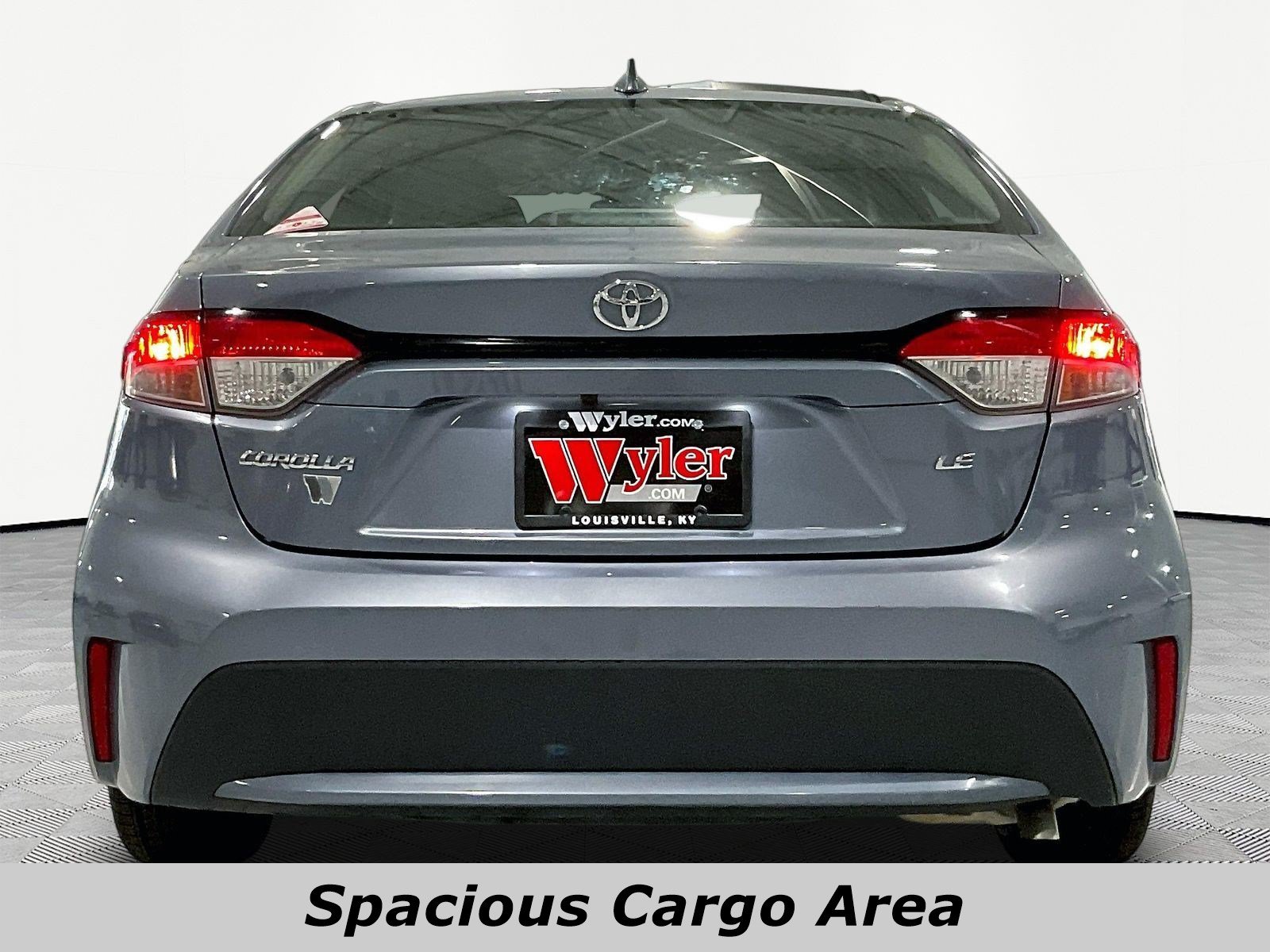 Used 2022 Toyota Corolla LE FWD image 5