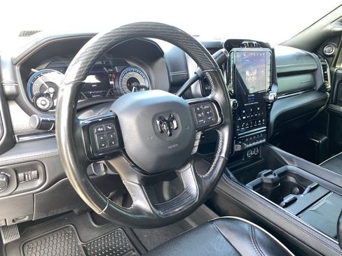Used 2022 RAM 3500 Limited AWD/4WD image 18