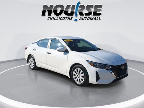 Used 2024 Nissan Sentra S FWD image 2
