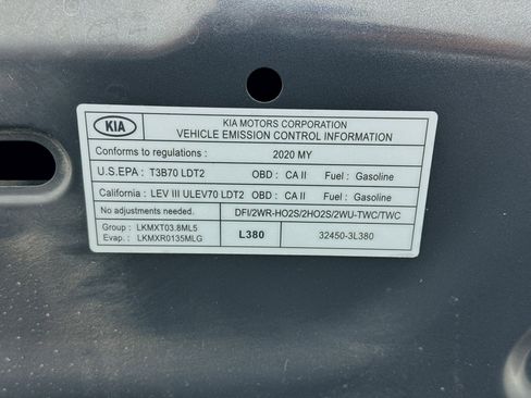 Used 2020 Kia Telluride EX image 22