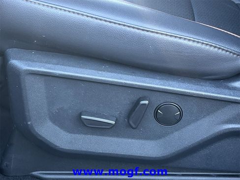 Certified 2025 Ford F150 Lariat w/ Equipment Group 501A Mid image 26