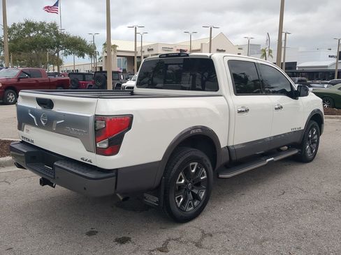 Used 2024 Nissan Titan Platinum Reserve w/ Moonroof Package image 5