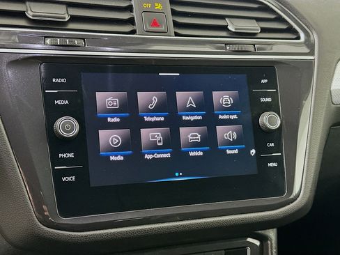 Used 2024 Volkswagen Tiguan S image 19