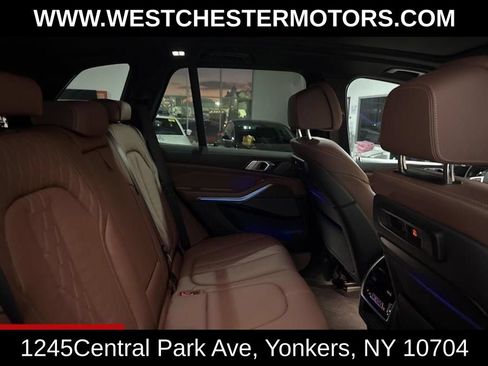 Used 2020 BMW X5 M50i AWD/4WD image 23