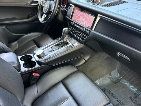 Used 2021 Porsche Macan GTS AWD/4WD image 35
