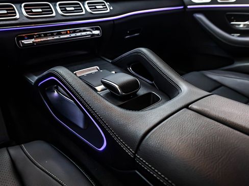 Certified 2025 Mercedes-Benz GLE 350 4MATIC image 7