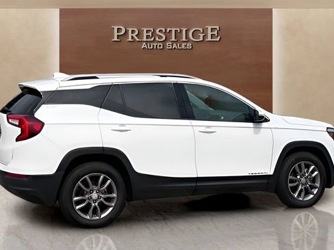 Used 2023 GMC Terrain SLT FWD image 7