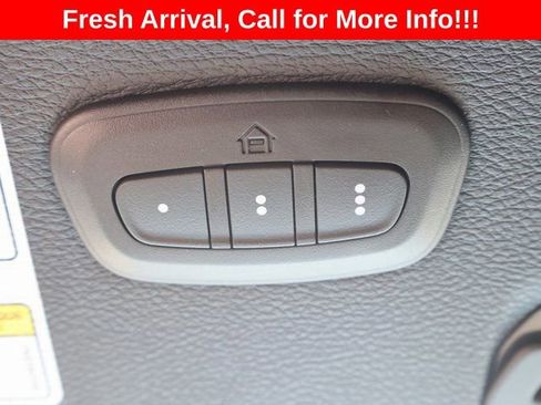 Used 2022 Jeep Wrangler Unlimited Sahara AWD/4WD image 34