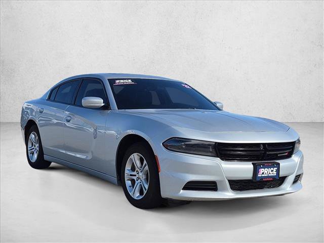Used 2022 Dodge Charger SXT w/ Leather Interior Group RWD image 3