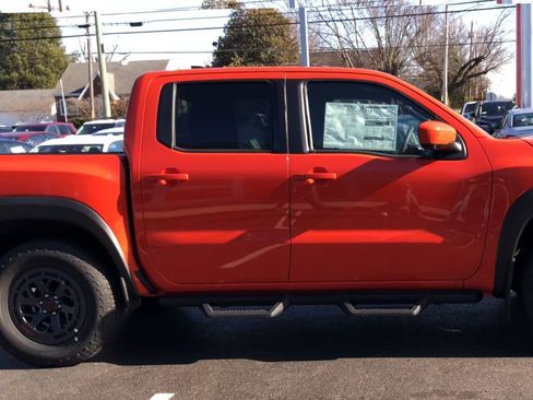 New 2026 Nissan Frontier PRO-4X w/ Pro-4x Convenience Package image 9