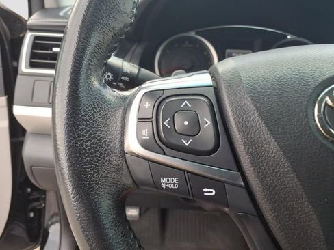 Used 2016 Toyota Camry XSE w/ Moonroof Package FWD image 26