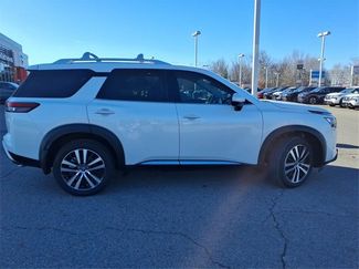 New 2025 Nissan Pathfinder Platinum w/ Cargo Package video 2
