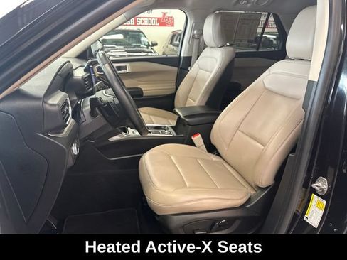 Used 2020 Ford Explorer XLT w/ Equipment Group 202A AWD/4WD image 4