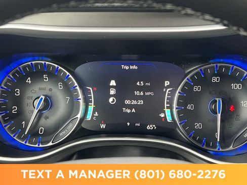 New 2027 Chrysler Pacifica Select AWD/4WD image 16