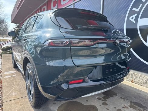 New 2026 Alfa Romeo Tonale w/ Active Assist Package image 8