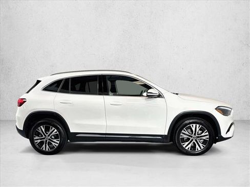 Used 2026 Mercedes-Benz GLA 250 image 4