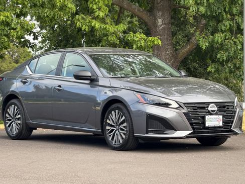New 2026 Nissan Altima 2.5 SV AWD/4WD image 9