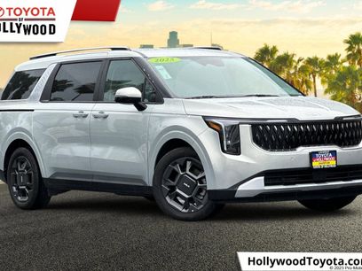 Used 2025 Kia Carnival EX