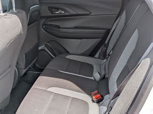 Used 2025 Chevrolet TrailBlazer LT FWD image 24