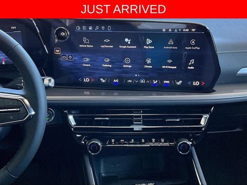New 2026 Chevrolet Traverse LT w/ Driver Confidence Package FWD image 4